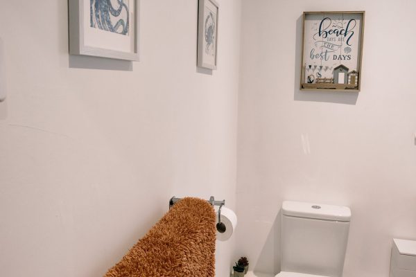 Oyster Cottage Bathroom 3
