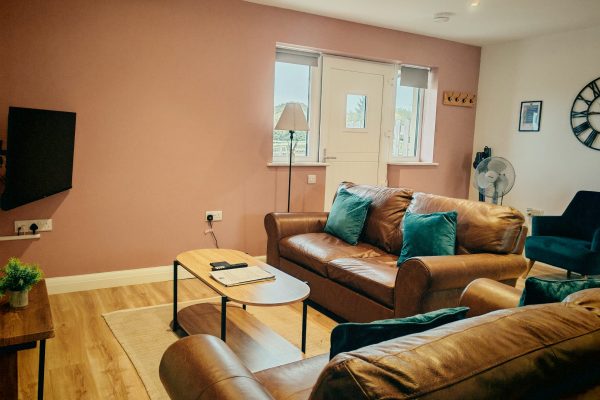 Razor Clam Living Room 8